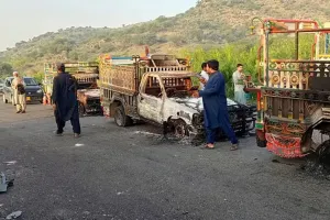 خیبرپختونخوا میں مسافر گاڑی پر حملے میں 38 مسافر جاں بحق